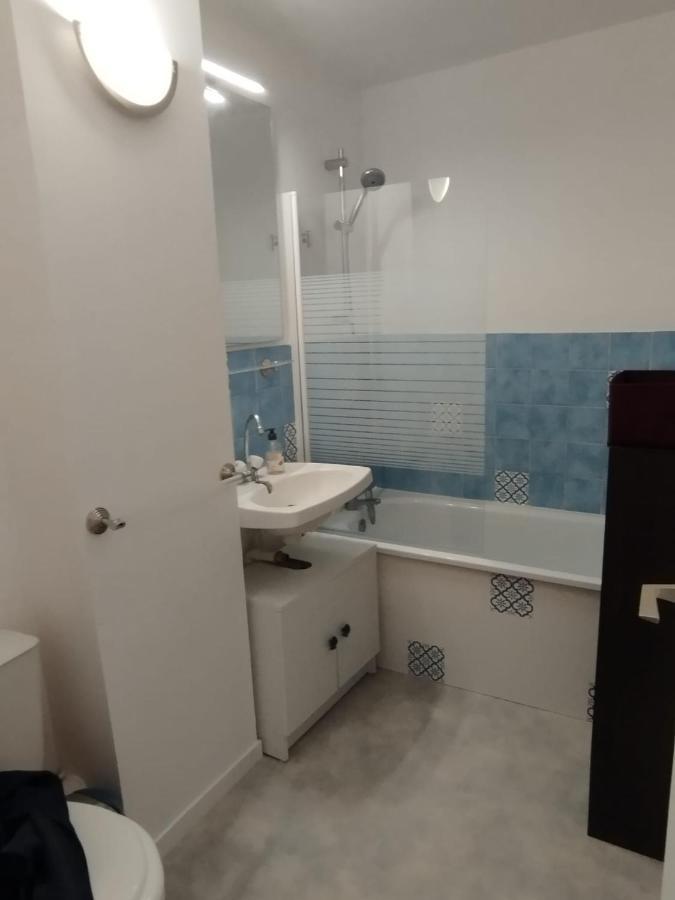 Cottage A 2 Mn A Pied De La Mer Merville-Franceville-Plage Bagian luar foto